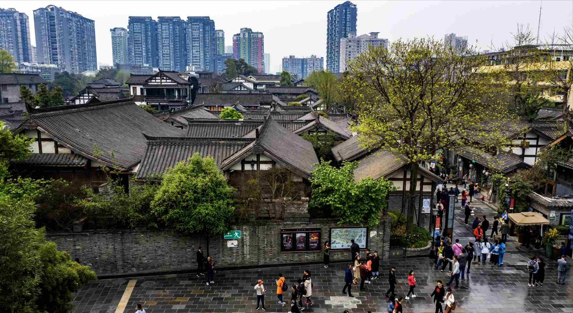 东兴联合会 2018 年投资布局：房地产与文旅产业的战略落子